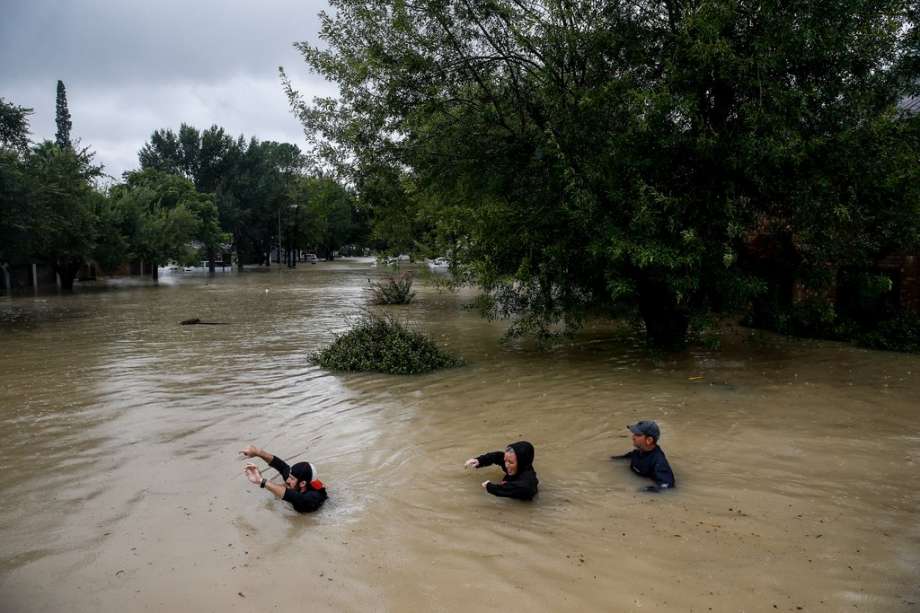 THE ONLY WAY HOUSTON CAN REBUILD AFTER HARVEY IS TOGETHER